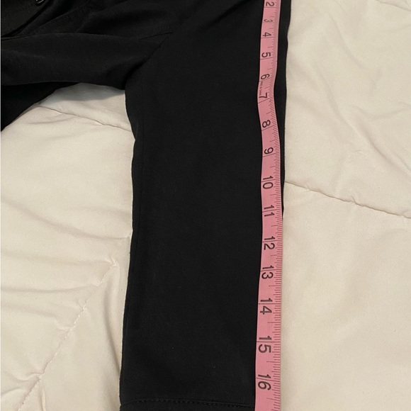 Burberry Button Down Cropped Blazer - Picture 6 of 9